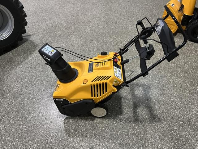 Image of Cub Cadet 1X21LHP equipment image 2