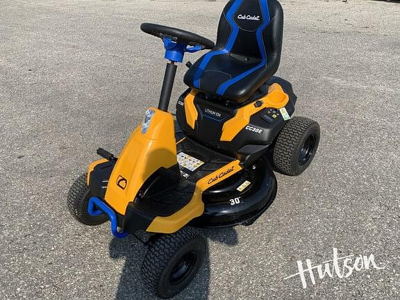 Image of Cub Cadet CC30E equipment image 3