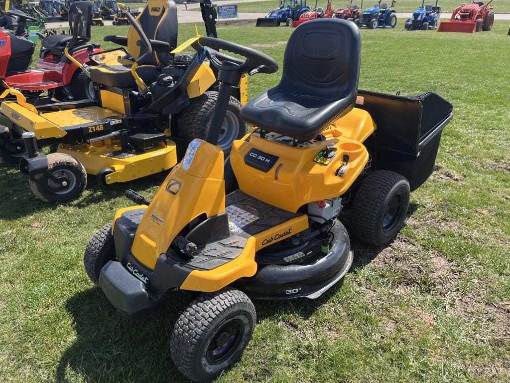 Main image Cub Cadet CC30H