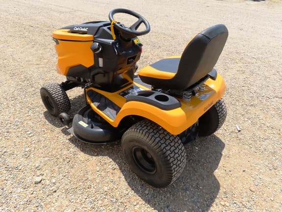 Image of Cub Cadet LT42B equipment image 4