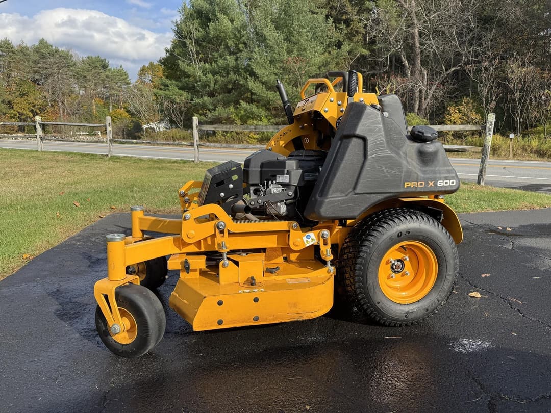 Image of Cub Cadet PRO X600 Primary image