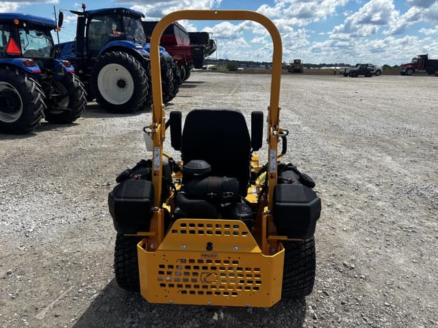 Image of Cub Cadet Pro Z 554L equipment image 2