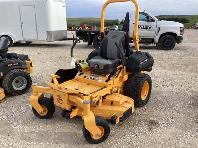 Image of Cub Cadet Pro Z 554L equipment image 4