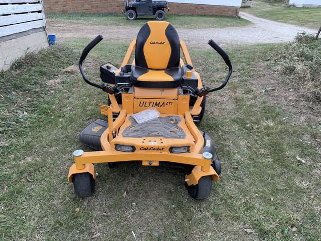Image of Cub Cadet Ultima ZT1 equipment image 3