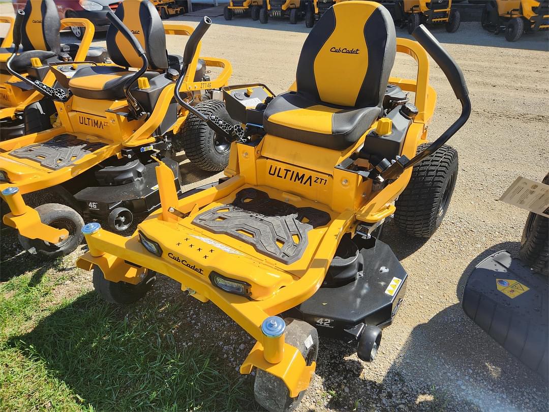 Image of Cub Cadet Ultima ZT1 Primary Image