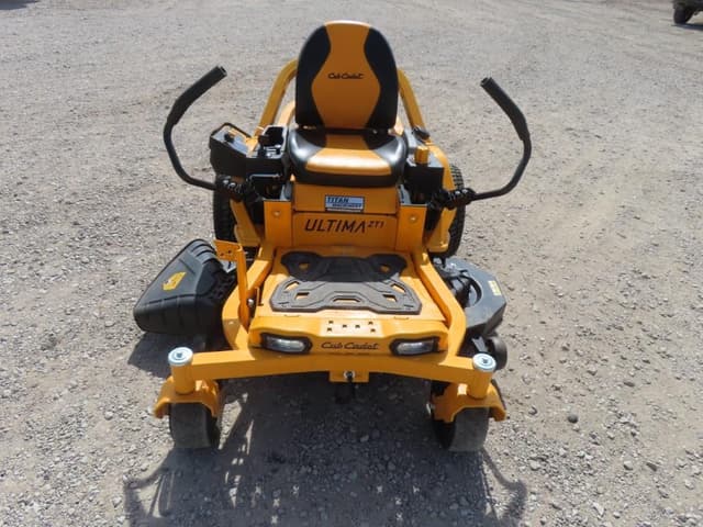 Image of Cub Cadet Ultima ZT1 equipment image 2