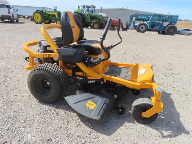 Image of Cub Cadet Ultima ZT1 equipment image 3