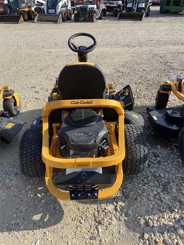 Image of Cub Cadet Ultima ZTS1 equipment image 3