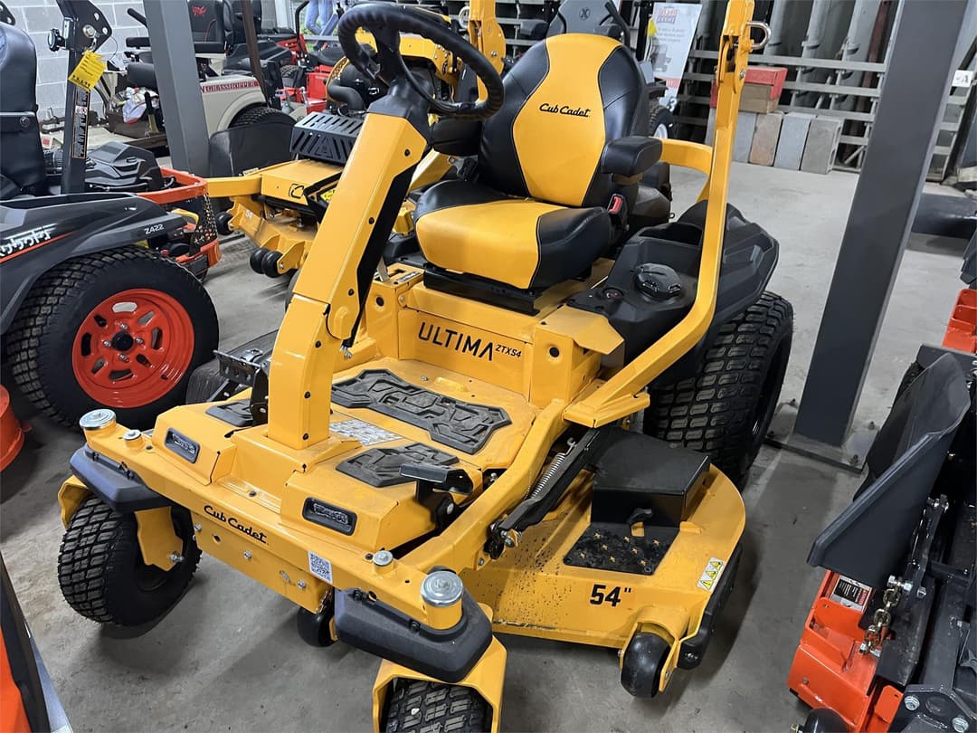 Image of Cub Cadet Ultima ZTXS4 Image 1