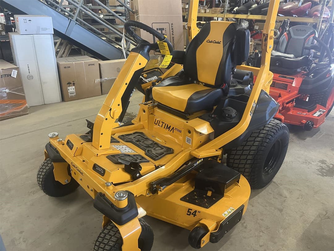Image of Cub Cadet Ultima ZTXS5 Image 1