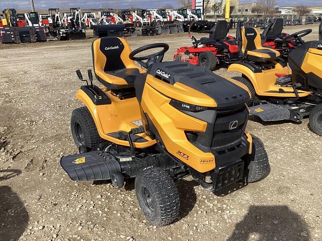 Image of Cub Cadet XT1 LT46 equipment image 1