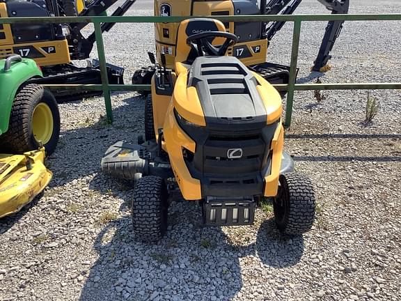 Image of Cub Cadet XT1 LT46 equipment image 2