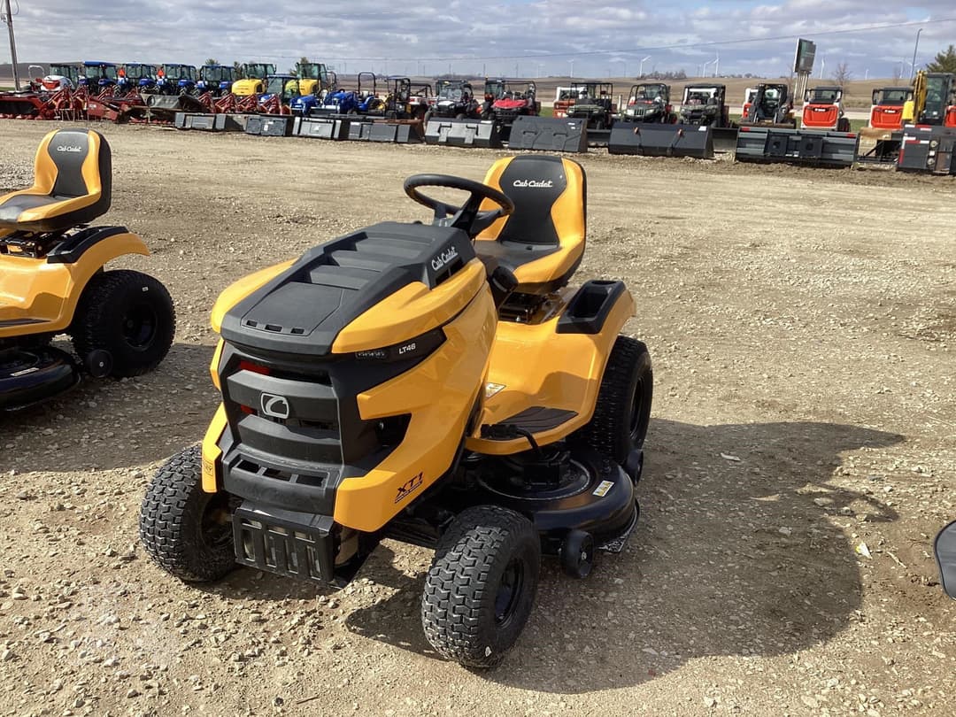 Image of Cub Cadet XT1 LT46 Image 1