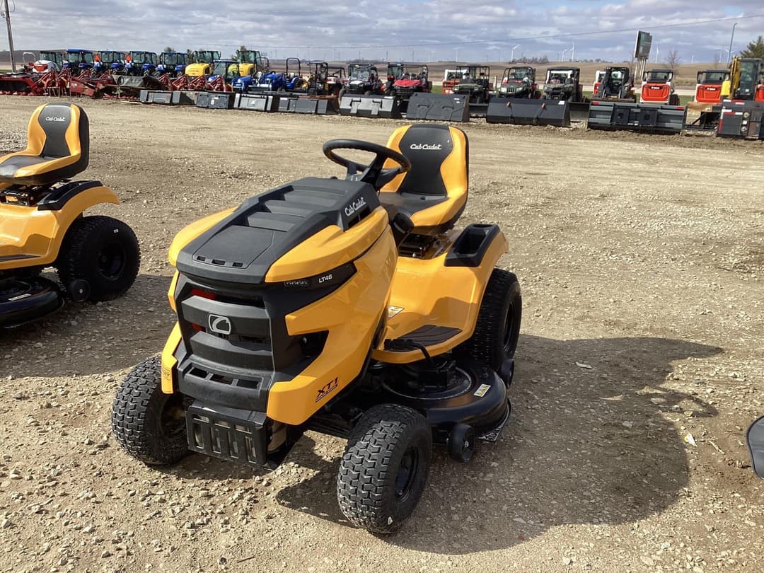 Image of Cub Cadet XT1 LT46 Image 1