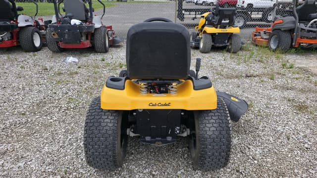 Image of Cub Cadet XT1 ST54 equipment image 3