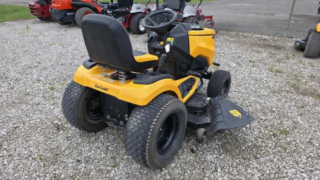 Image of Cub Cadet XT1 ST54 equipment image 4