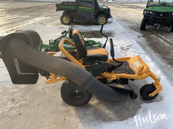 Image of Cub Cadet Ultima ZT1 equipment image 4