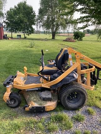 Image of Cub Cadet Ultima ZTX5 equipment image 2