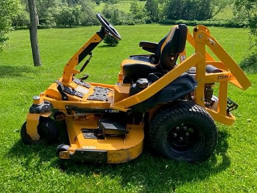 Image of Cub Cadet Ultima ZTXS4 equipment image 1
