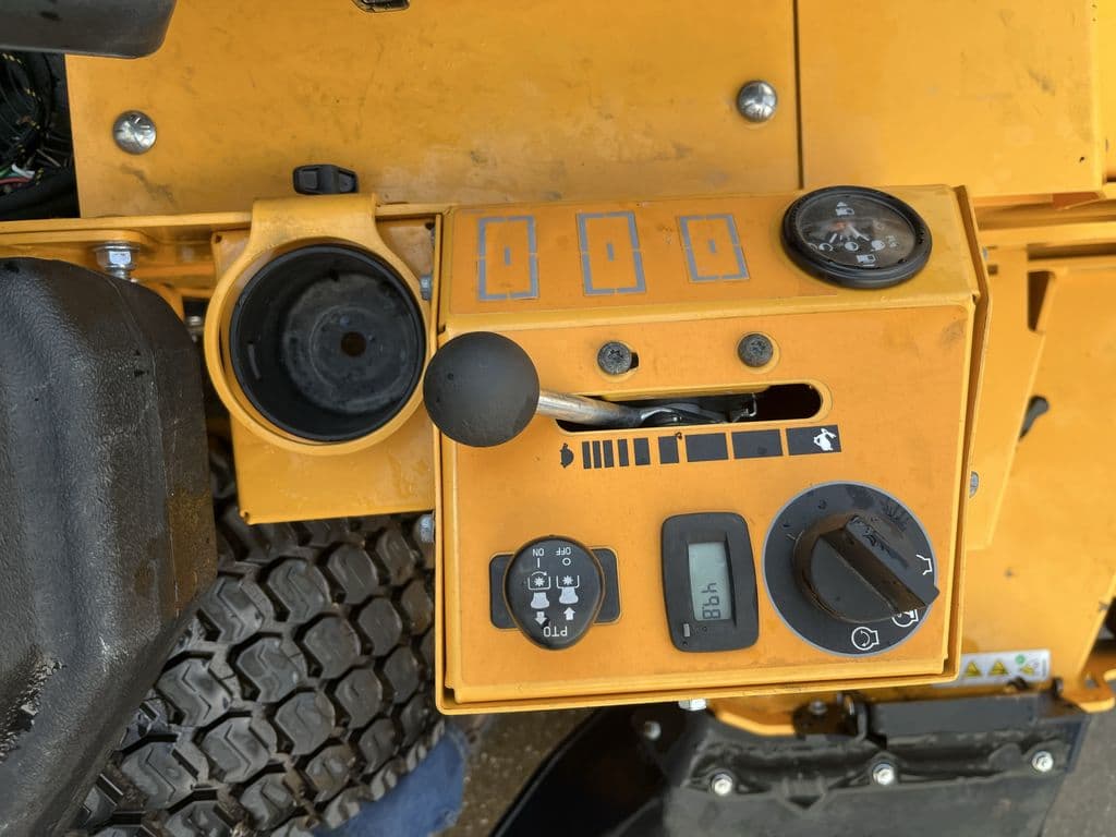 Image of Cub Cadet Pro Z 960S Primary image