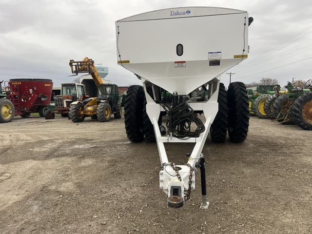 Image of Dalton Ag. 1064 equipment image 2