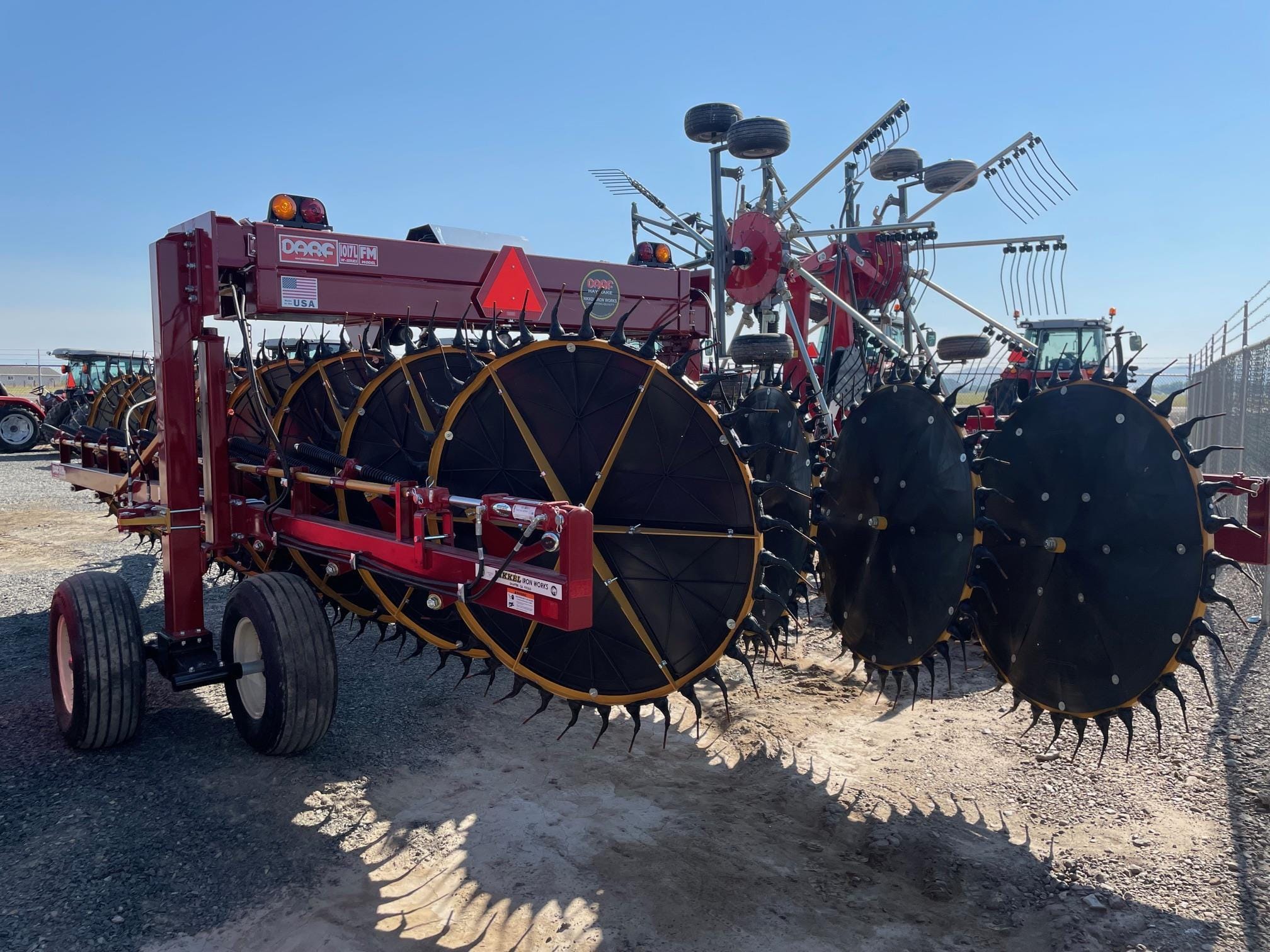 2023 Darf 1017LFMWAC Equipment Image0