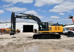 2023 John Deere 300P Image