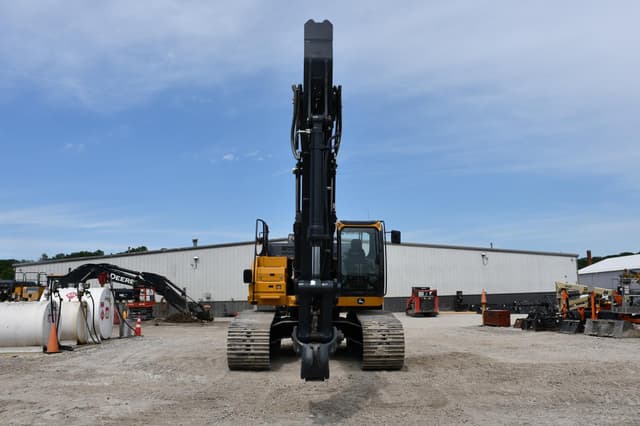 Image of John Deere 300P equipment image 2