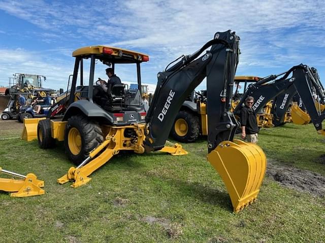 Image of John Deere 310G equipment image 3