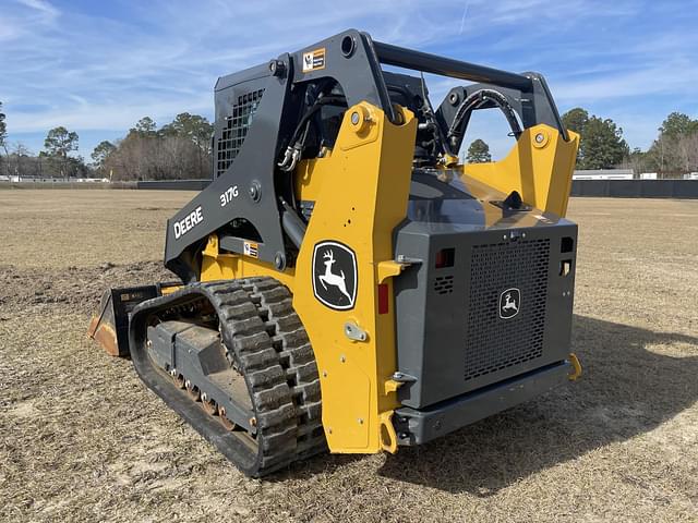 Image of John Deere 317G equipment image 2