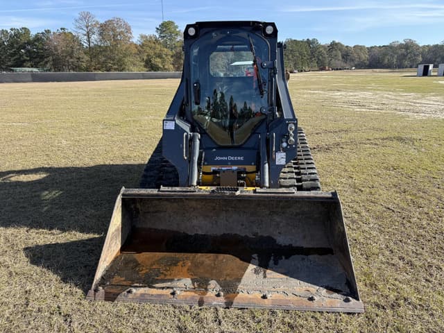 Image of John Deere 317G equipment image 4
