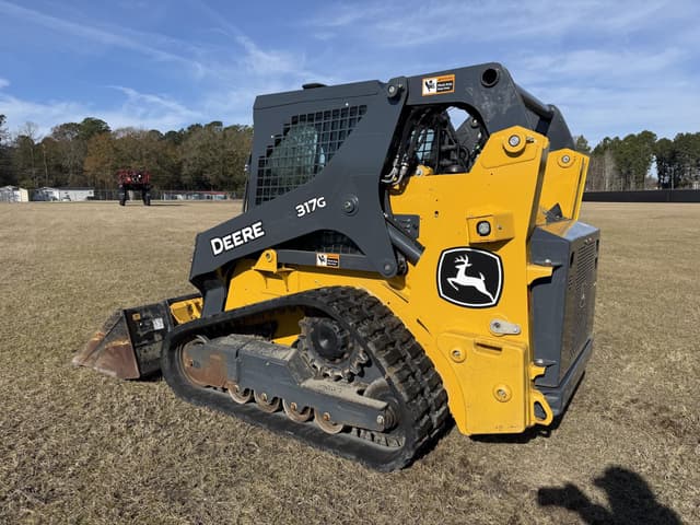 Image of John Deere 317G equipment image 2