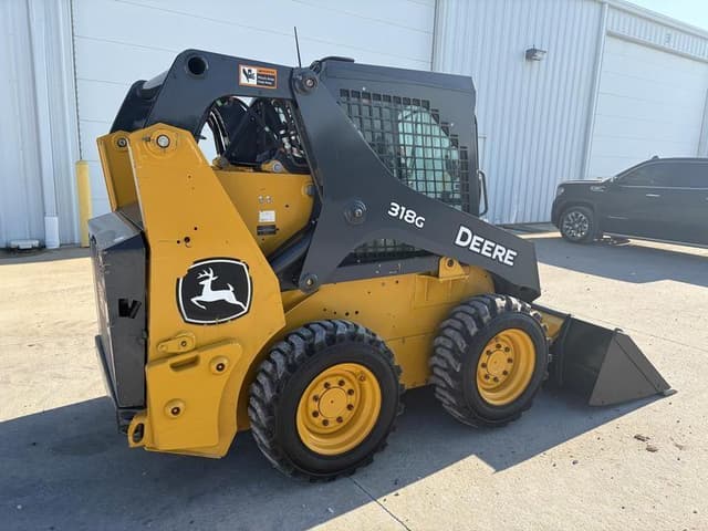 Image of John Deere 318G equipment image 3