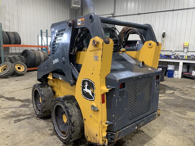 Image of John Deere 318G equipment image 2