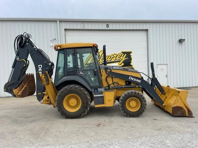 Image of John Deere 320P equipment image 3