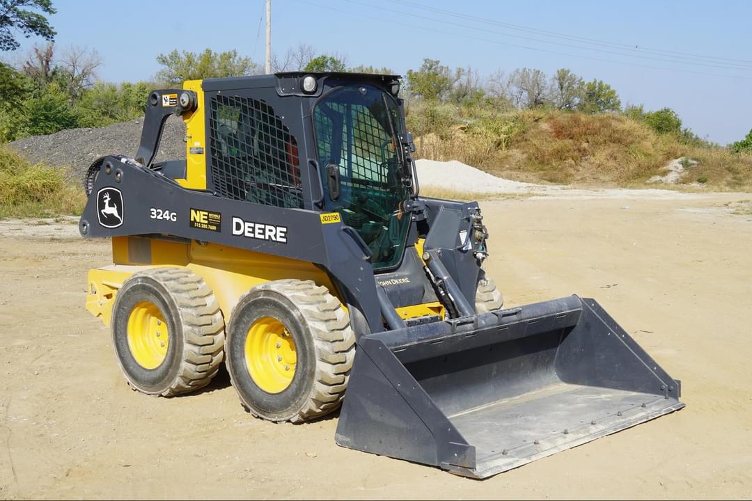 Image of John Deere 324G Image 1