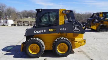 Main image John Deere 324G