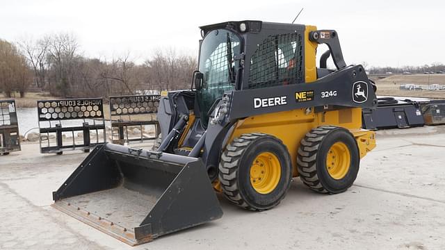 Image of John Deere 324G equipment image 1