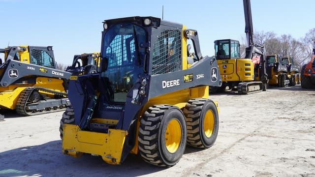 Image of John Deere 324G equipment image 1