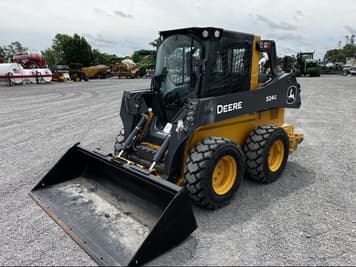 Main image John Deere 324G