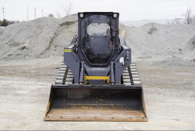 Image of John Deere 325G equipment image 2