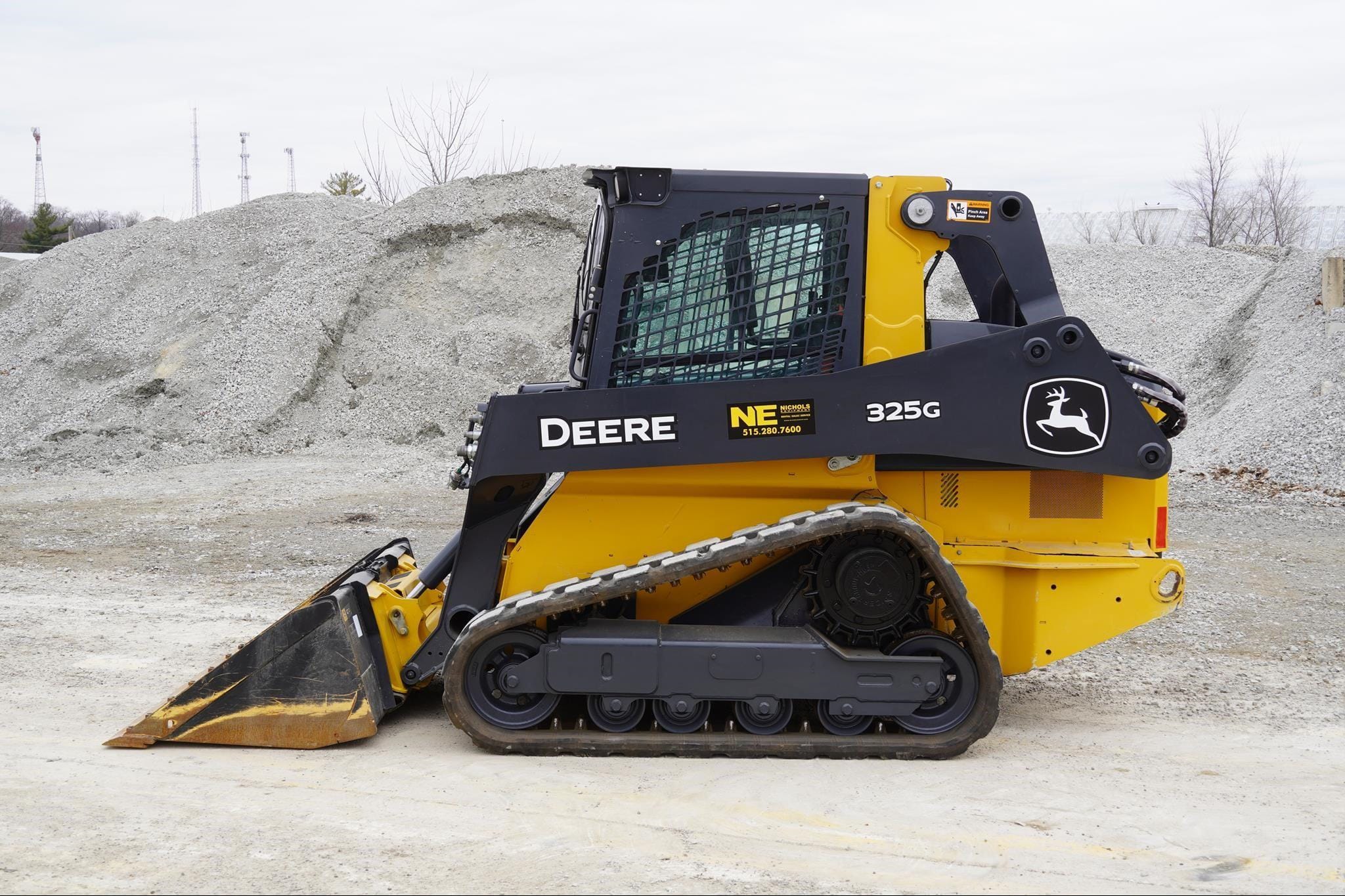 2023 John Deere 325G Equipment Image0