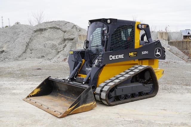 Image of John Deere 325G equipment image 1