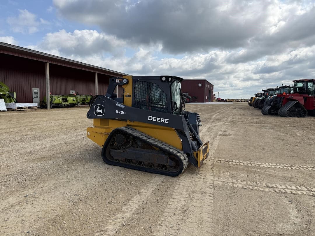 Image of John Deere 325G Primary image