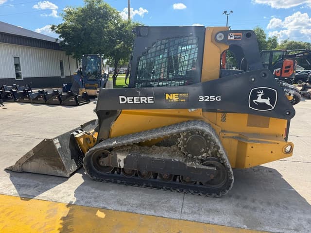 Image of John Deere 325G equipment image 1
