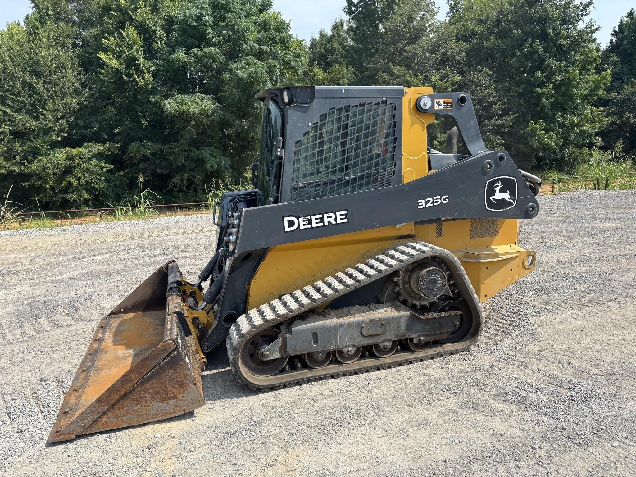 2023 John Deere 325G Equipment Image0