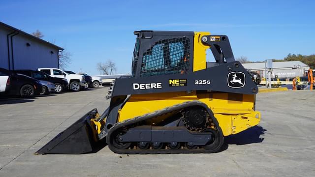 Image of John Deere 325G equipment image 1