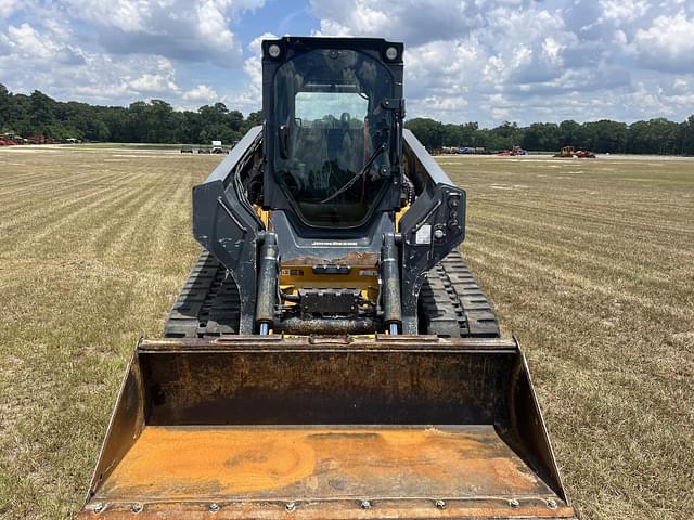 Image of John Deere 331G equipment image 4