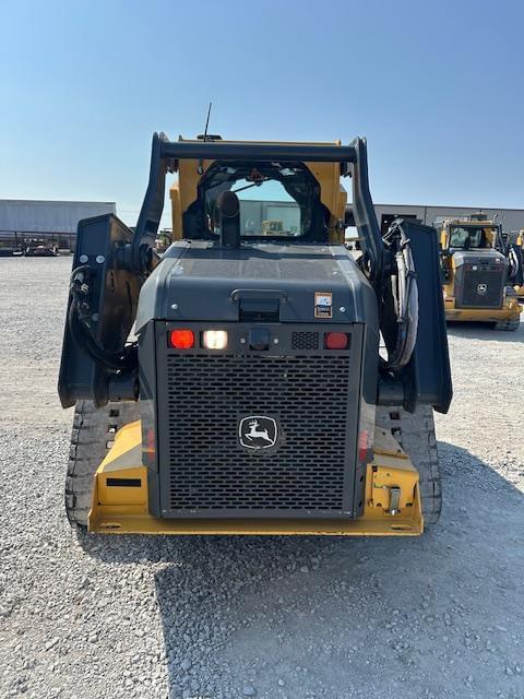 Image of John Deere 331G equipment image 3