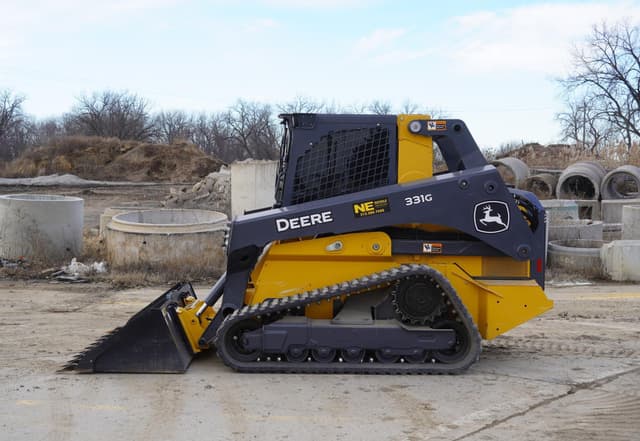 Image of John Deere 331G equipment image 1